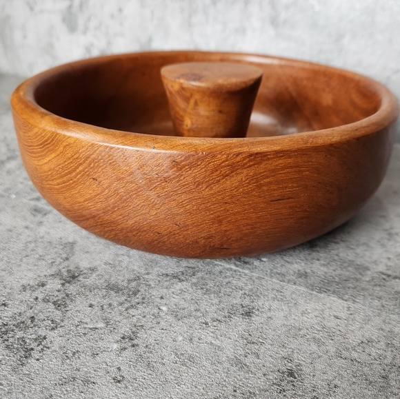 Vintage 1970s handcarved Thailand solid teak nut snack bowl retro lightweight - Picture 4 of 5